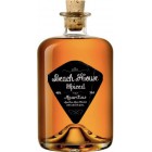 Ром Beach House Gold Spiced Mauritius 0.7 л  